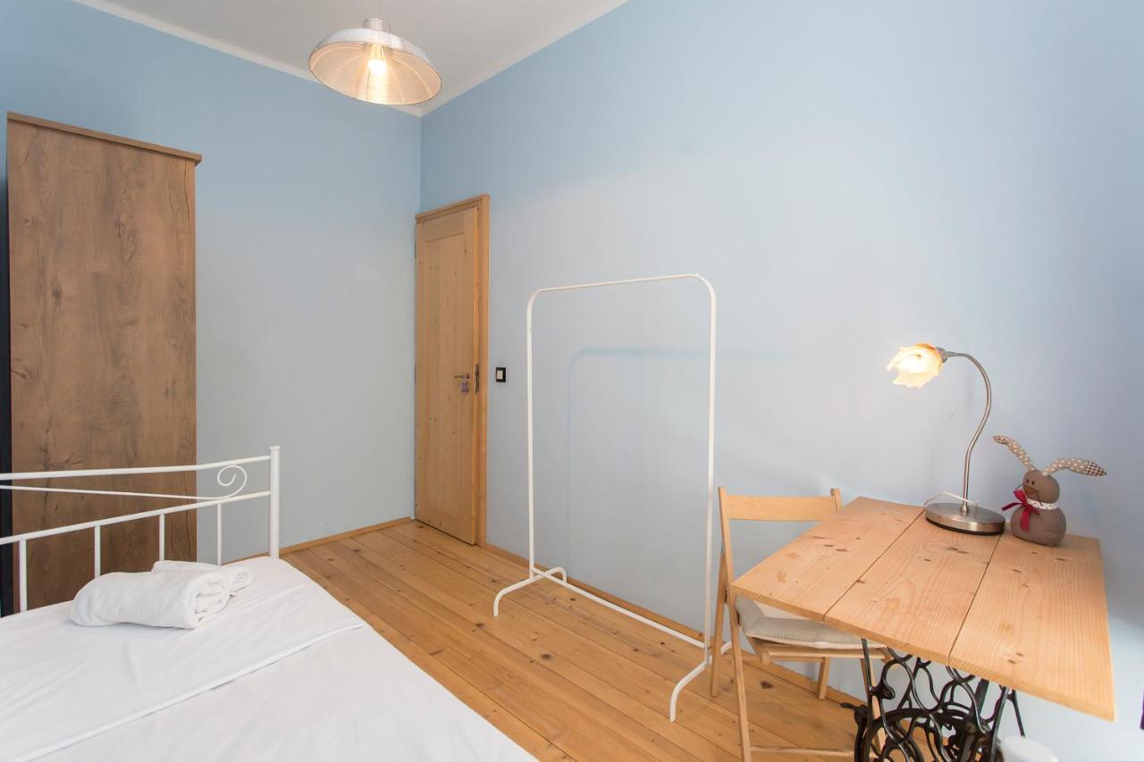 Colorful 2Bdr Apartment In The City Center Sofia Exterior foto